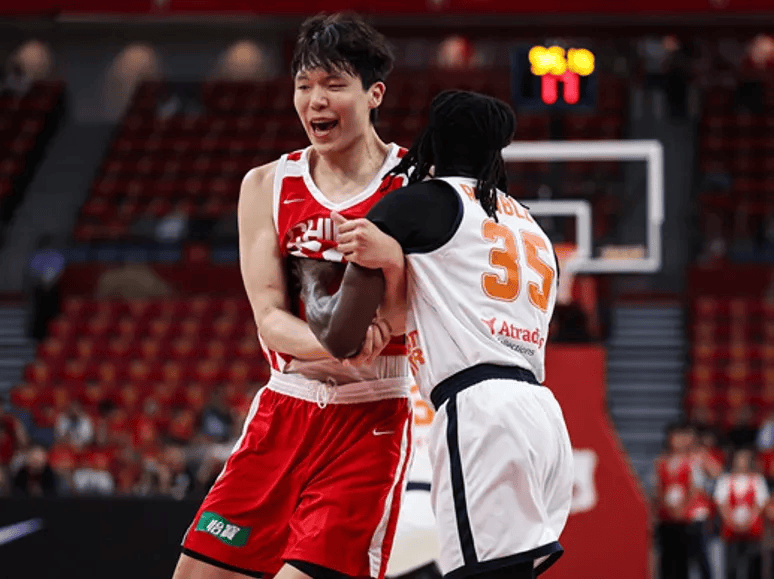 16号秀一年就放弃？开拓者2笔交易令杨瀚森NBA前景蒙上阴影
